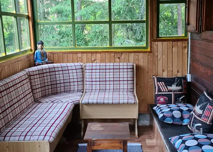 Lesni V Male Hrastici