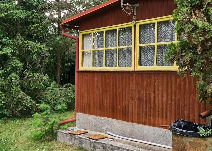 Lesni V Male Hrastici * Mala Hrastice